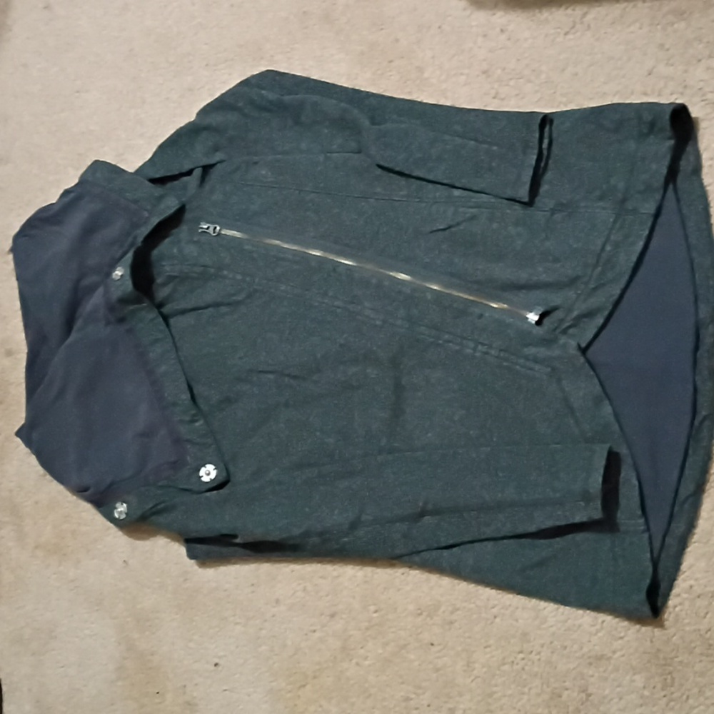 Lululemon  Savasana Wrap Dark Grey Jactet Women Size 4